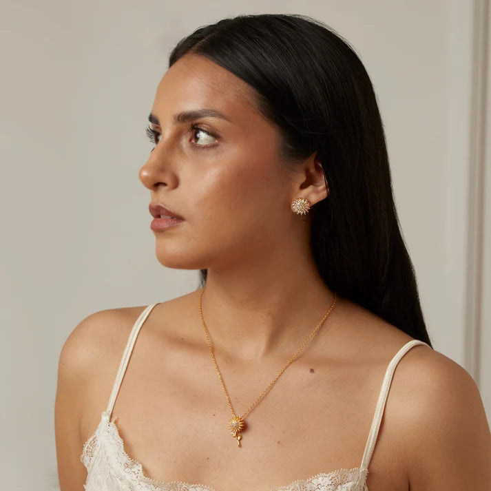 🌻 Aretes Girasol Giratorio + Caja de Lujo – Diseño Único y Detalle Especial